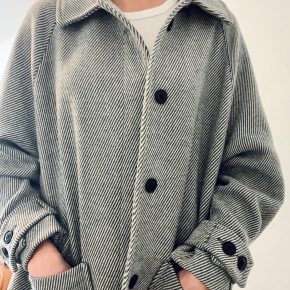 Jacket - Picture 3 of 4